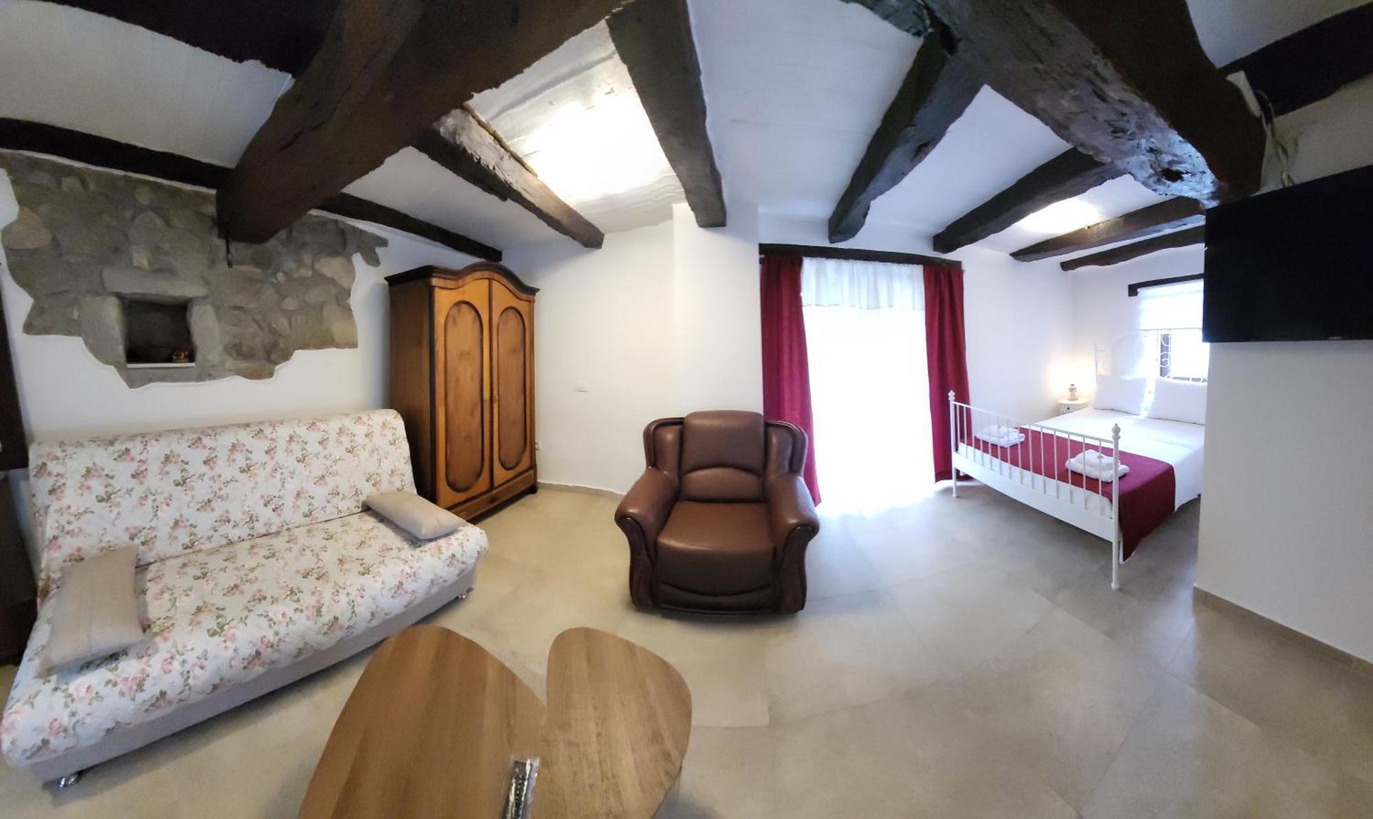 Apartman Studio Baladur Roč エクステリア 写真